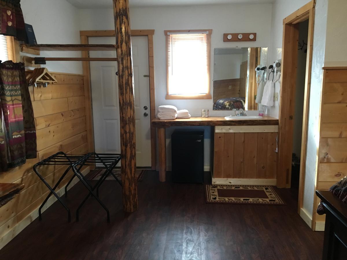 Chinook Winds Motel Dubois Extérieur photo