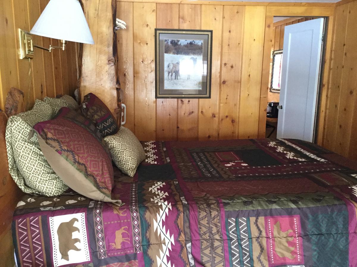 Chinook Winds Motel Dubois Extérieur photo