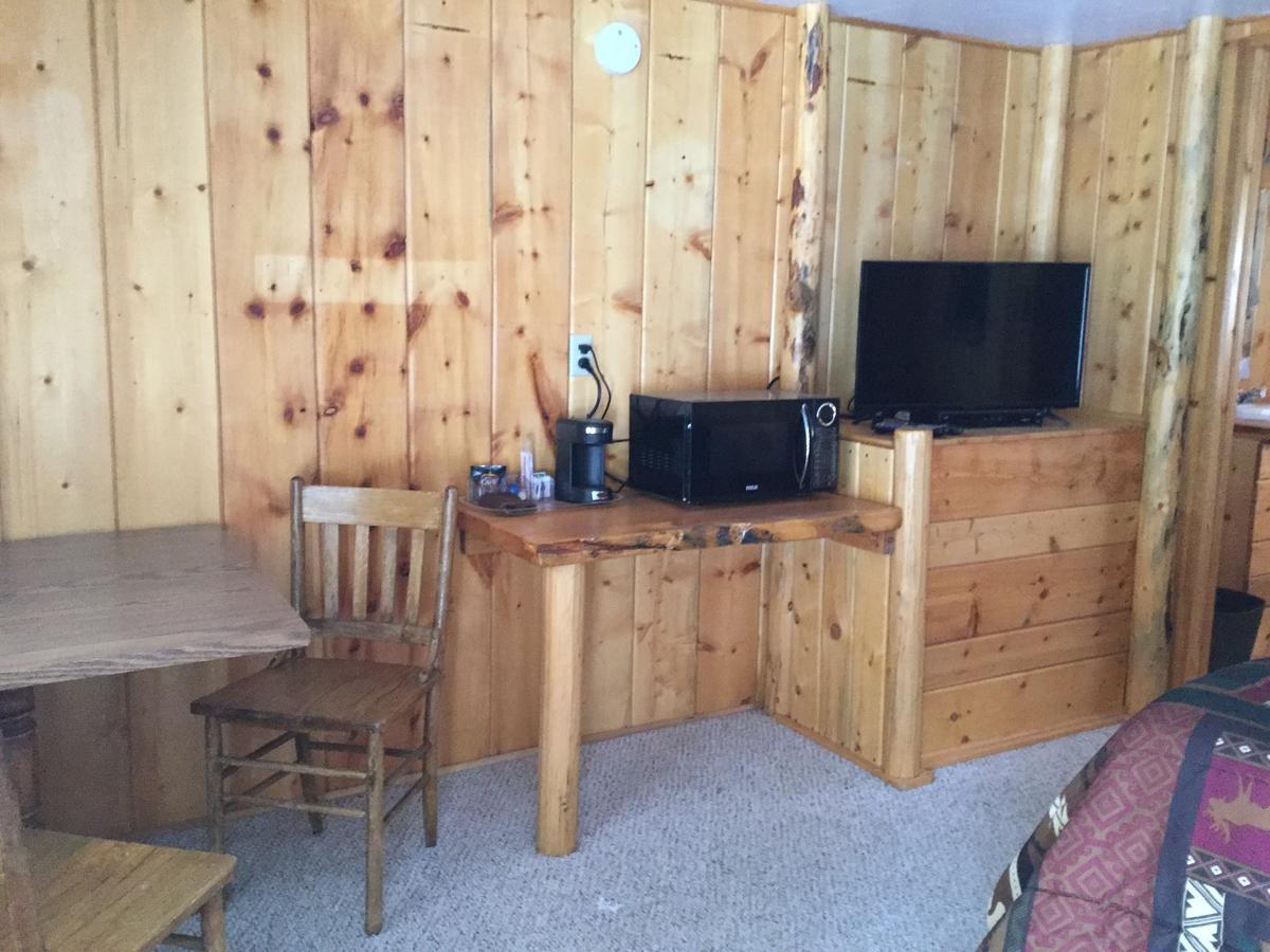 Chinook Winds Motel Dubois Extérieur photo